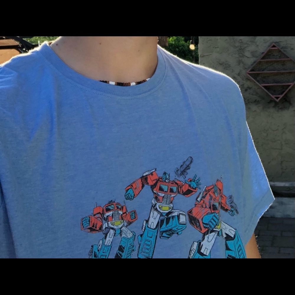 Loot crate exclusive transormers tee